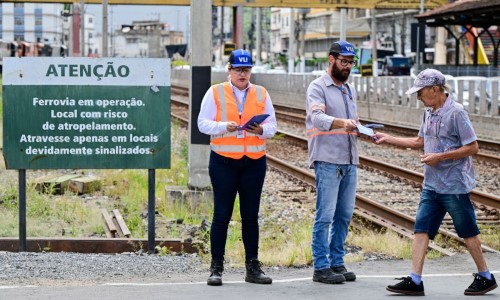 Travessia segura: Barra Mansa realiza campanha de conscientização nas passagens de nível
